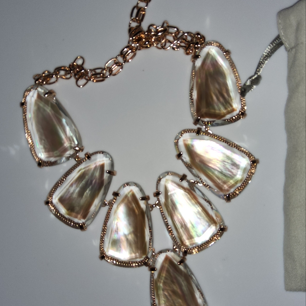 Kendra Scott Harlow Gold Geometric Necklace - Picture 2 of 3